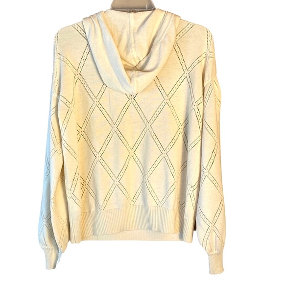 Candance Cameron Bure small knitted pointelle cream hoodie - Picture 3 of 7